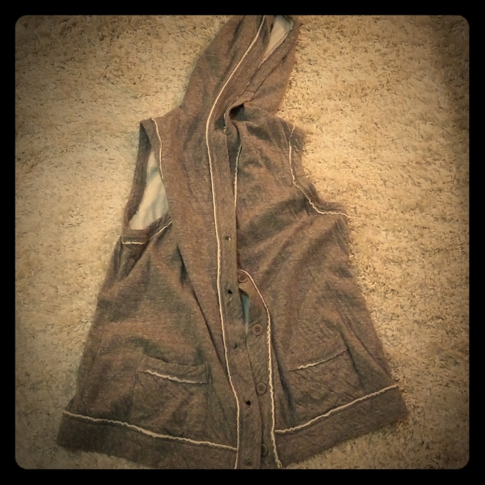 Sleeveless Hoodie